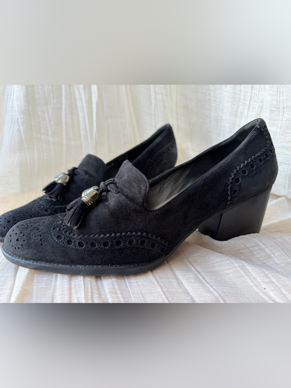 Stuart Weitzman Black Suede Tassel Slip On Loafer Women’s 6.5 Block Heel Preppy
